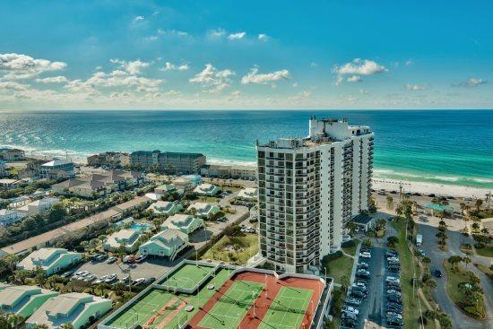 112 Seascape Boulevard - Photo 1
