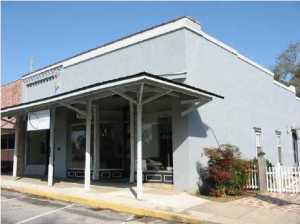 630 Baldwin Avenue - Photo 1