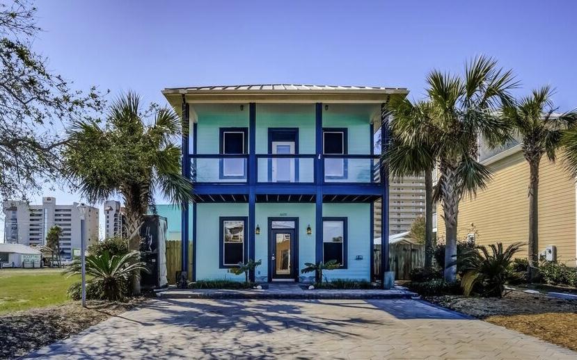 6605 Beach Drive - Photo 1