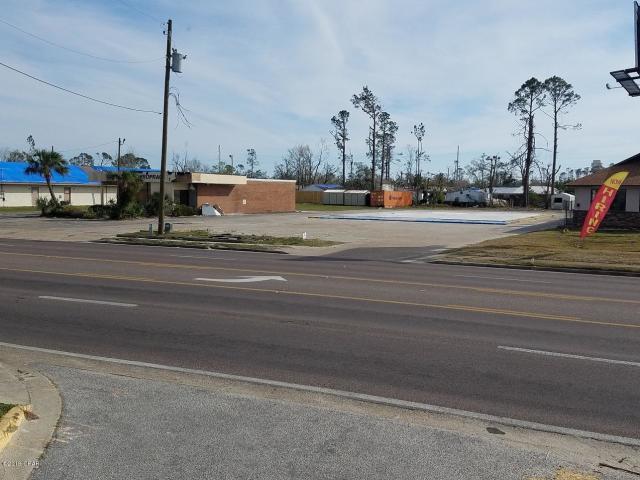 2727 23Rd Street - Photo 1