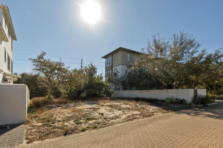 2 Sand Oaks Circle - Photo 1