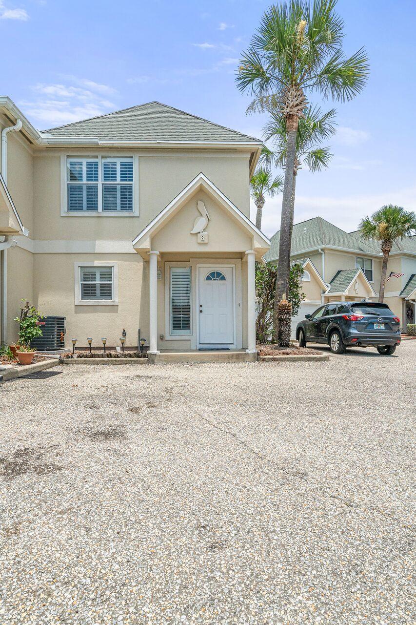 234 Pelican Place - Photo 1