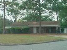 385 Lincoln Avenue - Photo 1