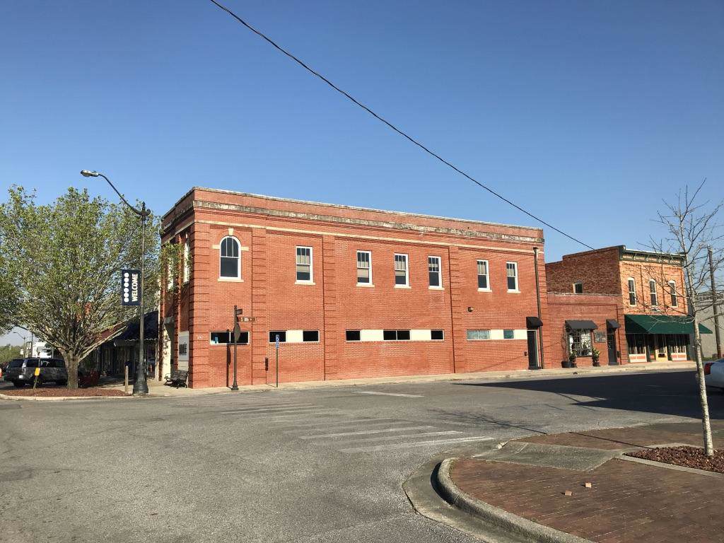 804 Baldwin Avenue - Photo 1