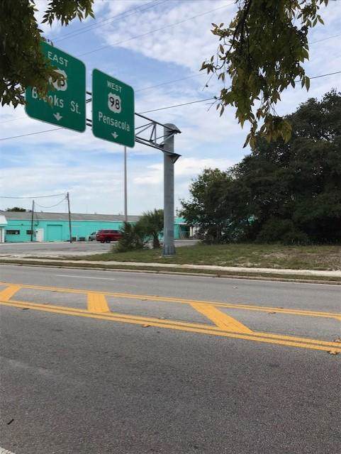 224 Eglin Parkway - Photo 1