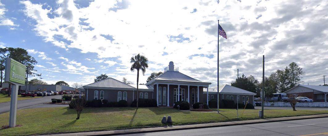 261 Us-90 - Photo 1