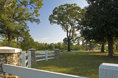 1462 Mill Creek Drive - Photo 1