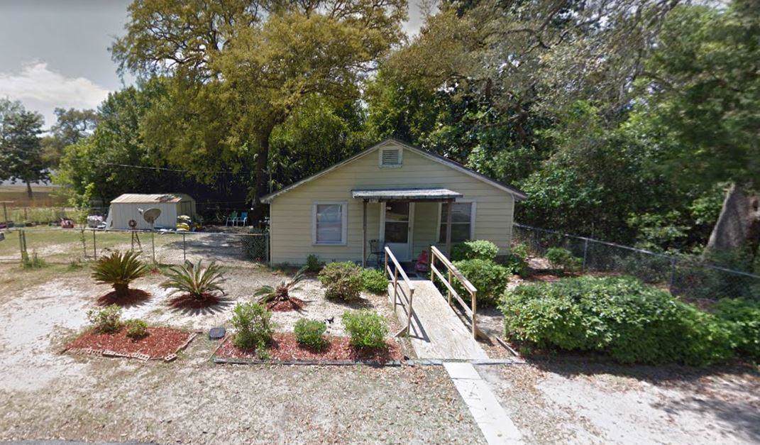 1321 Cedar Avenue - Photo 1