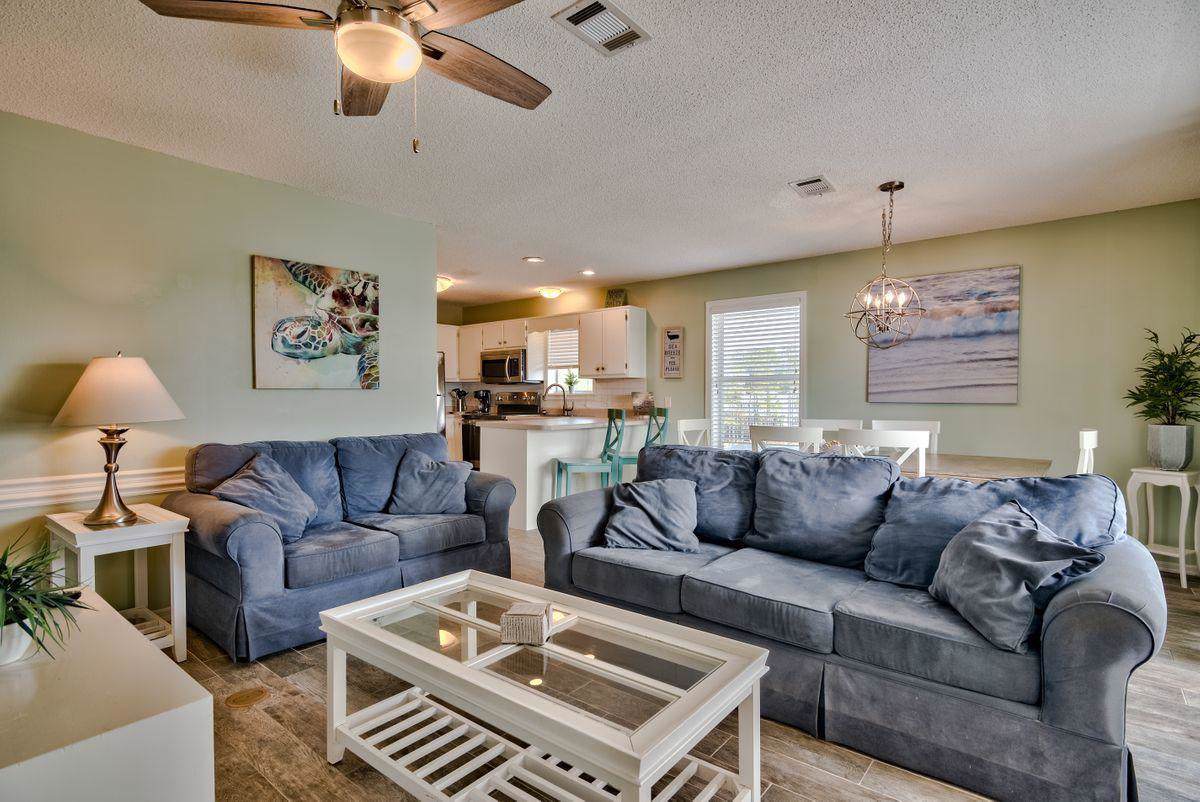 11 Beachside Drive - Photo 1