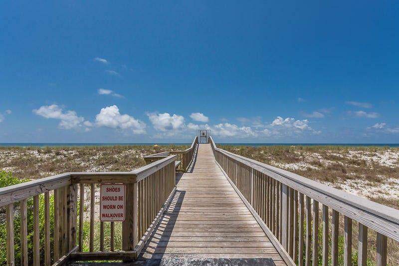 8271 Gulf Boulevard - Photo 1