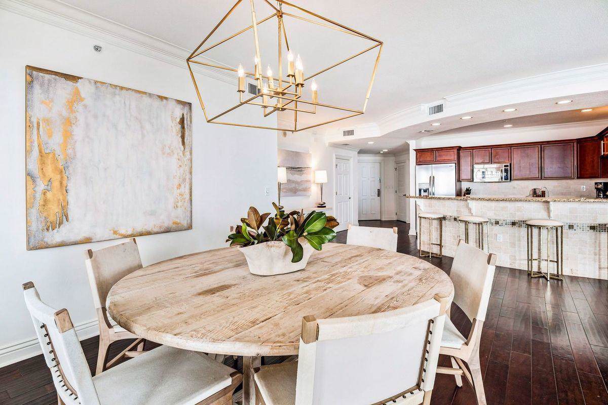 10 Harbor Boulevard - Photo 1