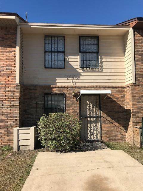 700 Terrance Court - Photo 1