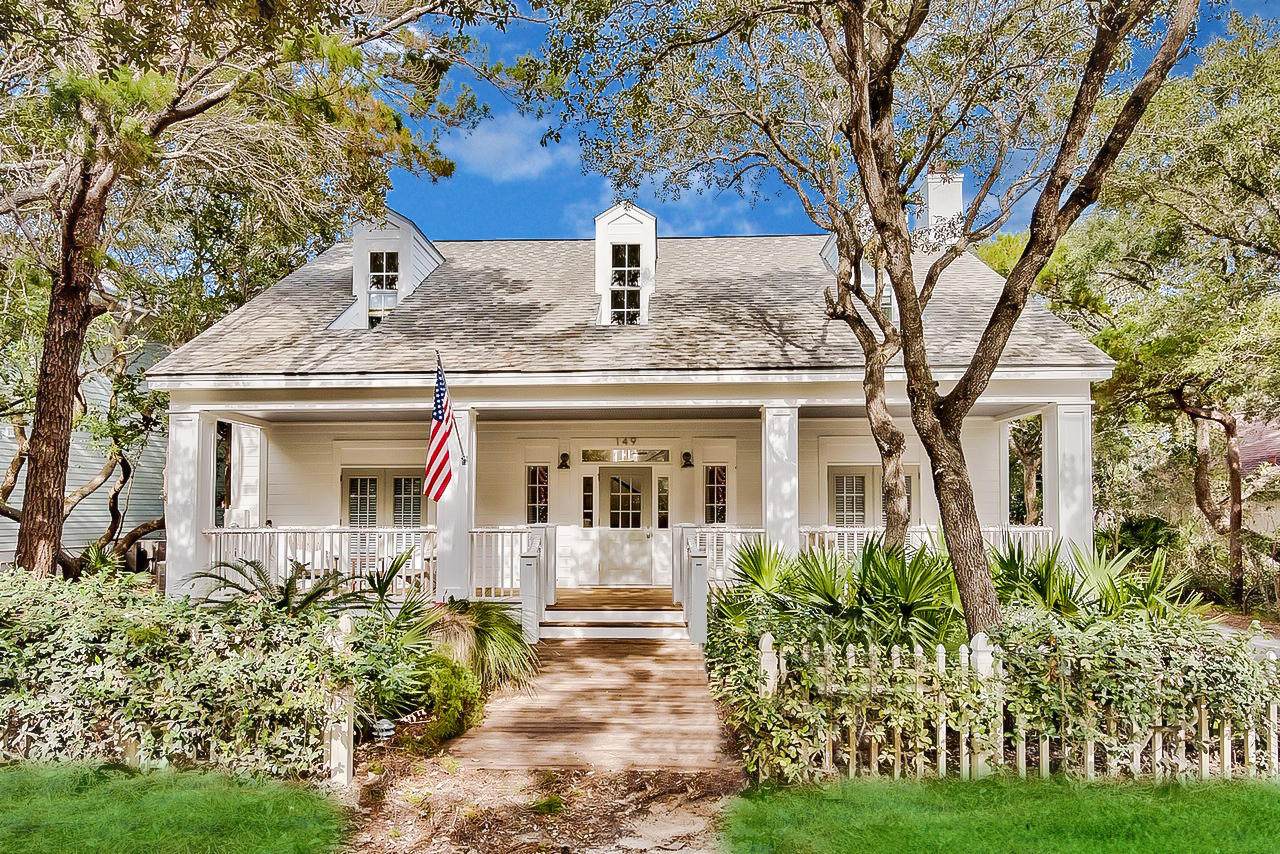 149 Grove Avenue - Photo 1