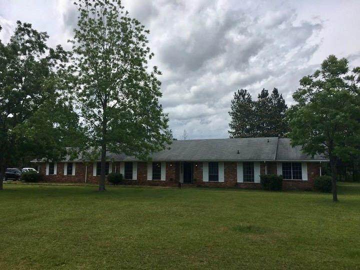985 Sarah Drive - Photo 1