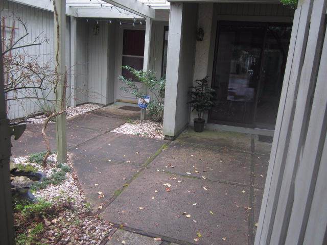 800 Bay Drive - Photo 1