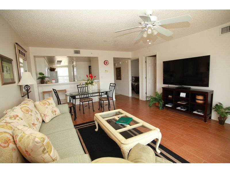 895 Santa Rosa Boulevard - Photo 1