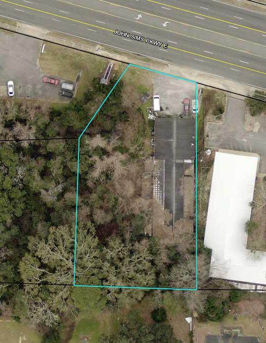 507 John Sims Parkway - Photo 1