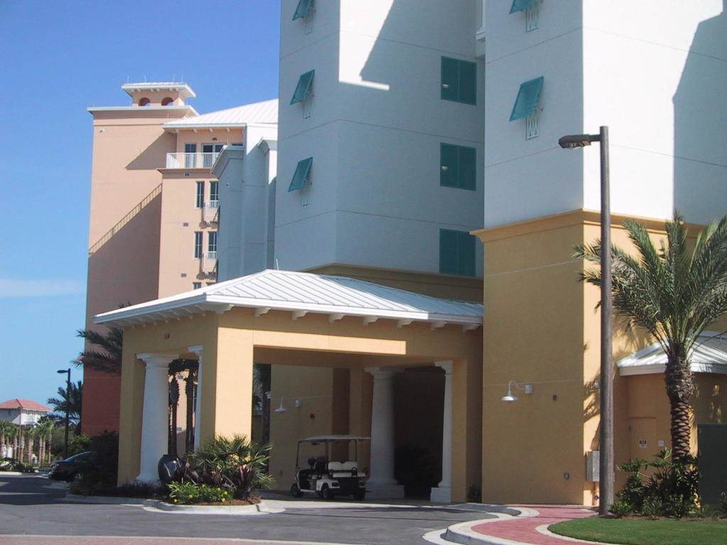 114 Carillon Market Street - Photo 1