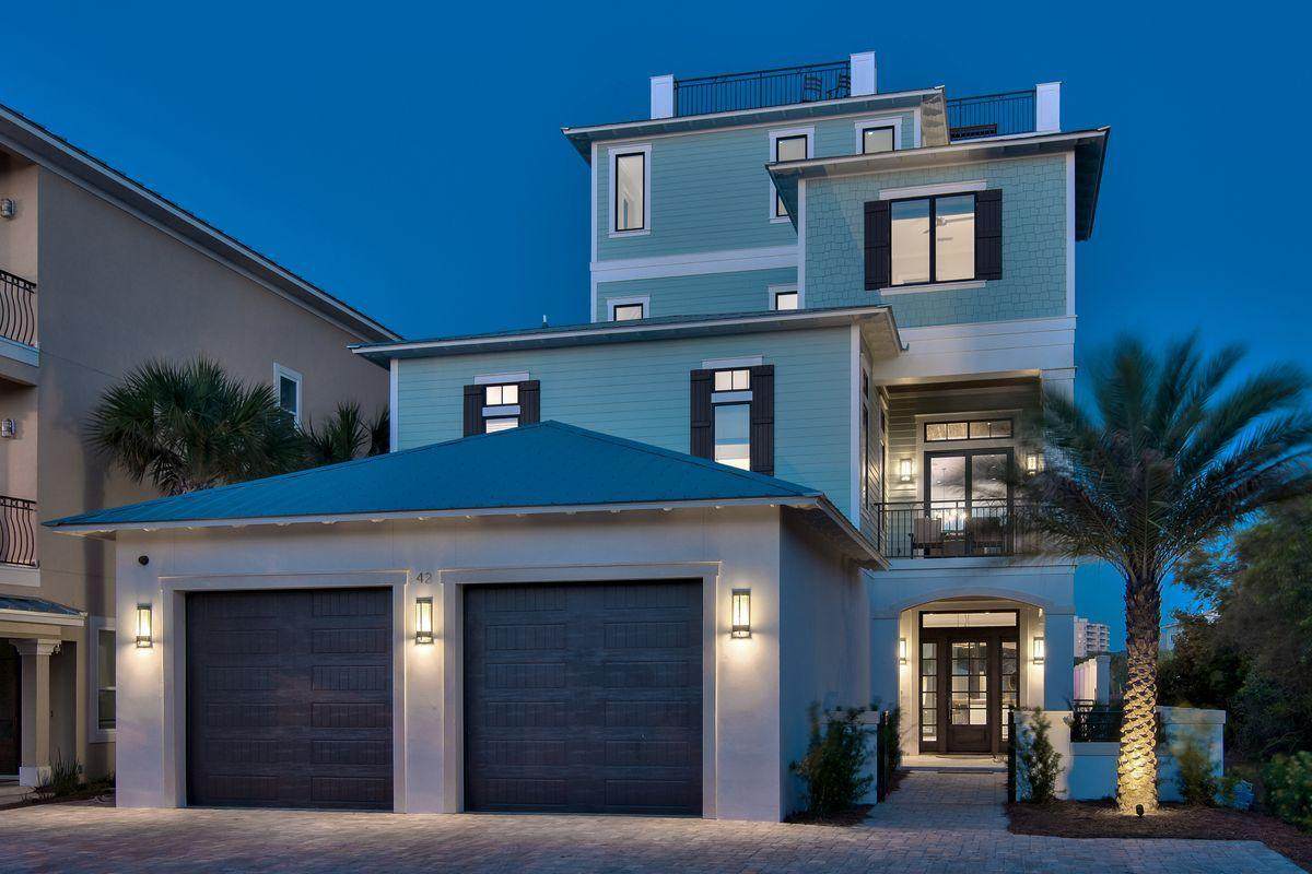 42 Miami Street - Photo 1