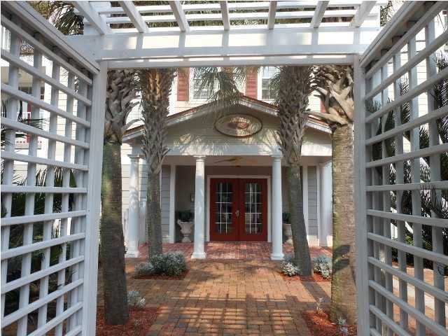 225 Alconese Avenue - Photo 1