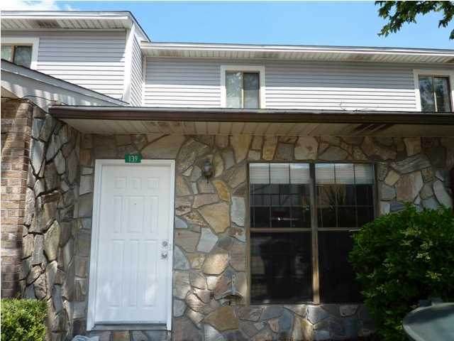 139 Scottwood Drive - Photo 1