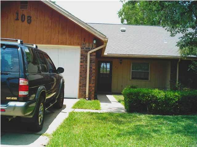 105 Perdido Circle - Photo 1