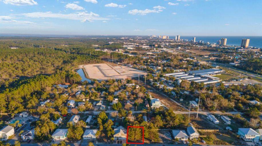 471 Paradise Boulevard - Photo 1