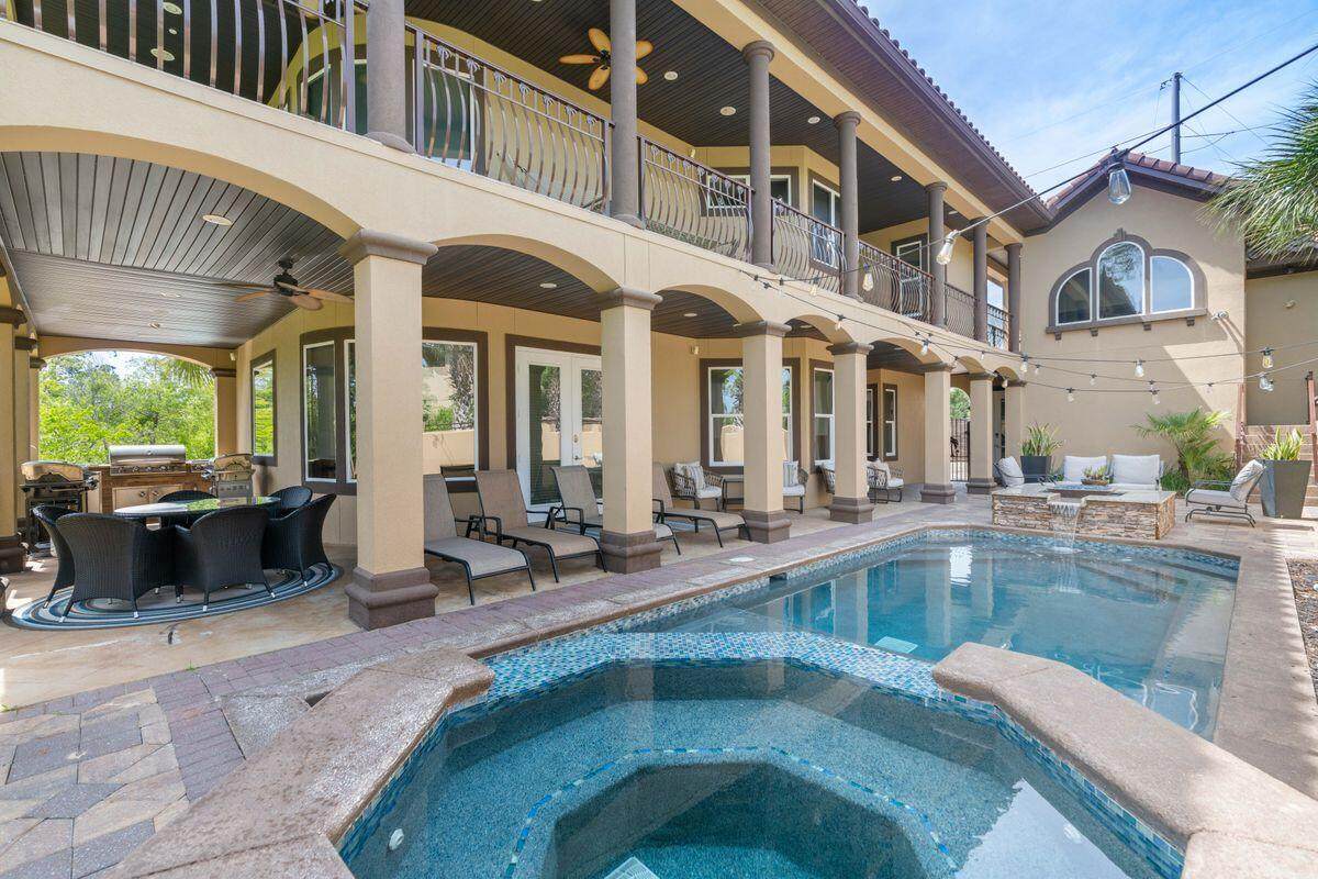 4598 Paradise Isle - Photo 1