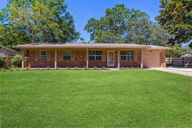 15 Fawn Lane - Photo 1