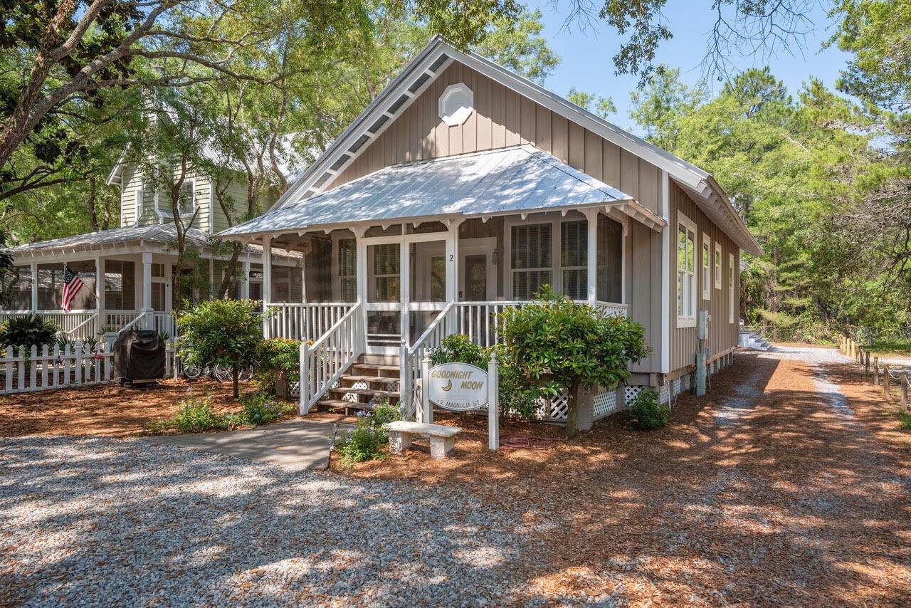 2 Magnolia Street - Photo 1
