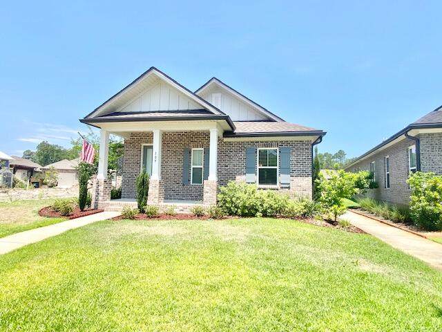 109 Oyster Boulevard - Photo 1