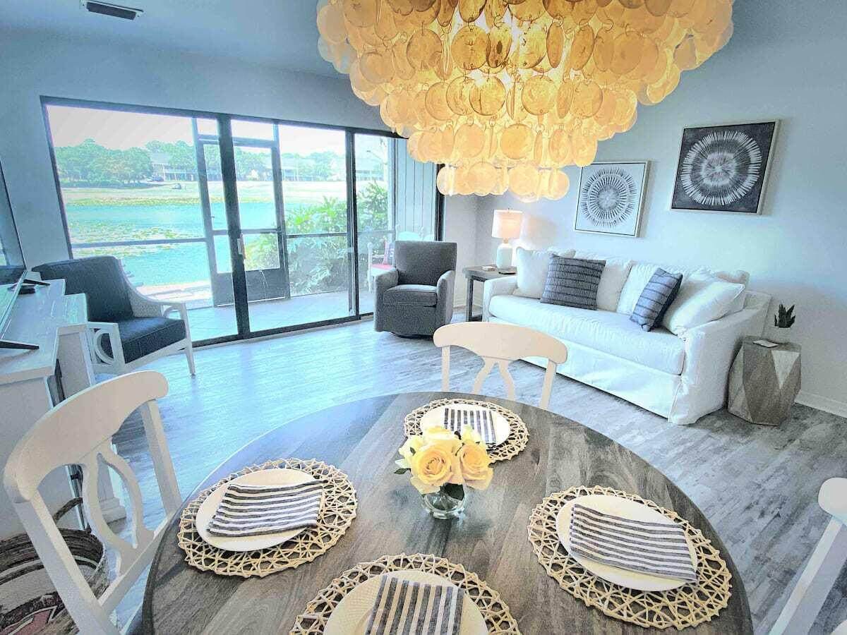 85 Driftwood Bay - Photo 1