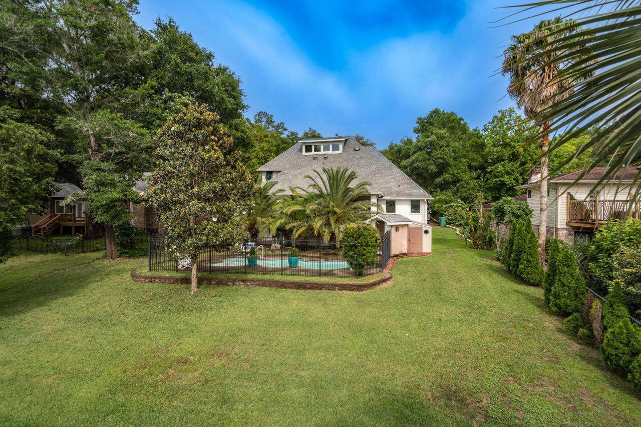 2425 Duncan Drive - Photo 1
