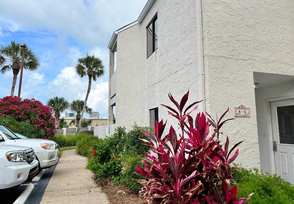 900 Gulf Shore Drive - Photo 1