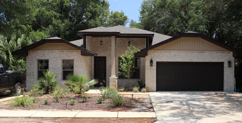 7 Cherokee Road - Photo 1
