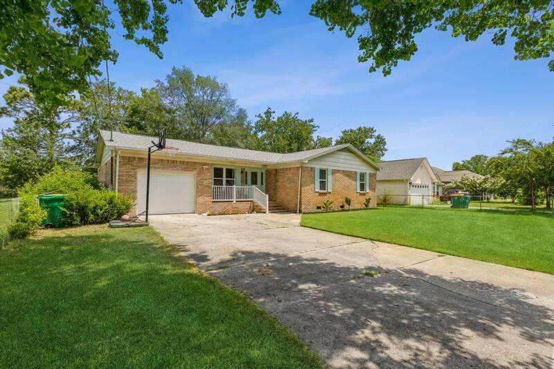 646 Wildwood Street - Photo 1