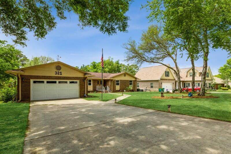 321 Jamaica Way - Photo 1