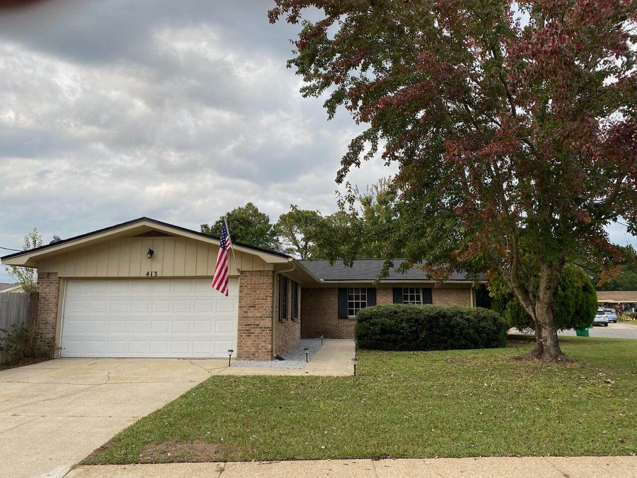 413 Tanglewood Drive - Photo 1