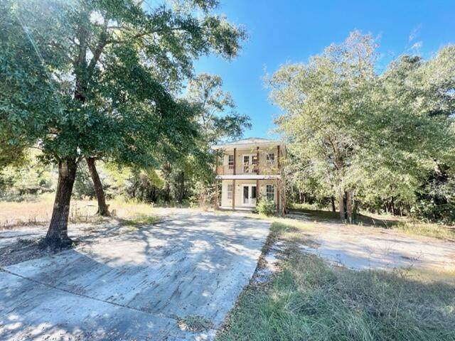 140 Hickory Loop Drive - Photo 1