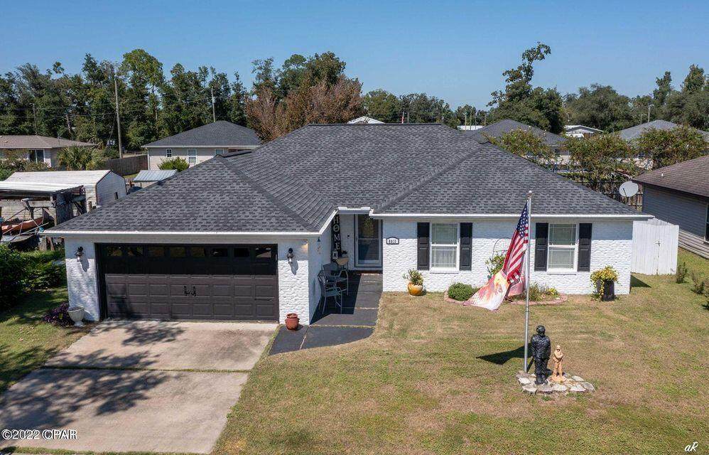 8011 Highway 2302 - Photo 1