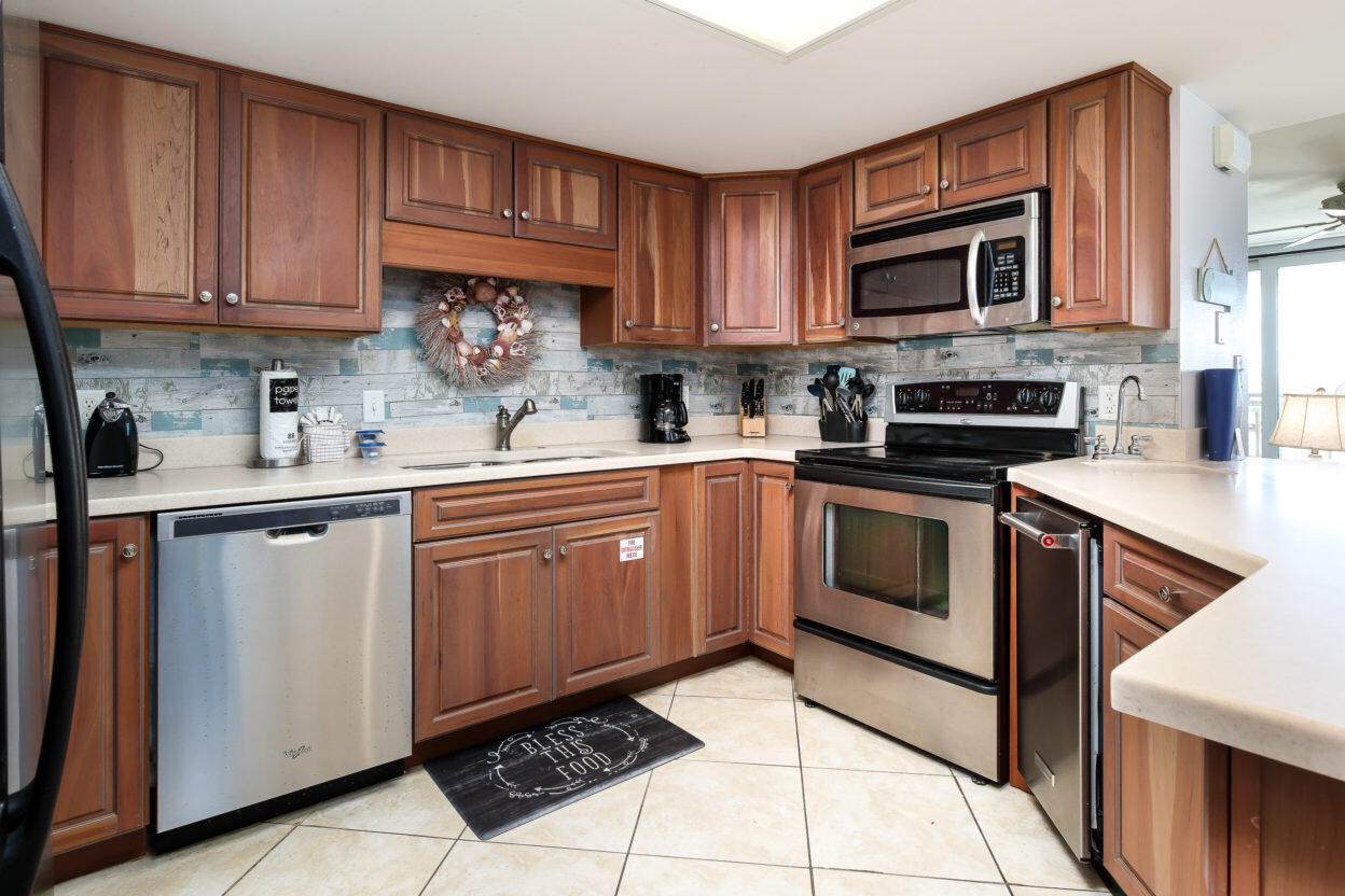 660 Nautilus Court - Photo 1