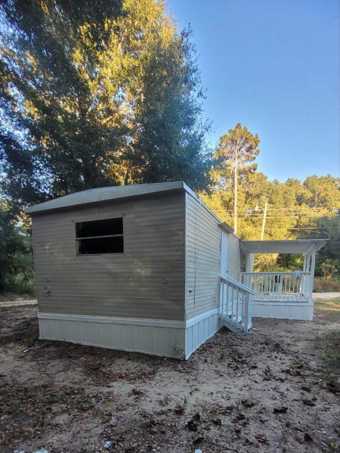 864 Chestnut Avenue - Photo 1