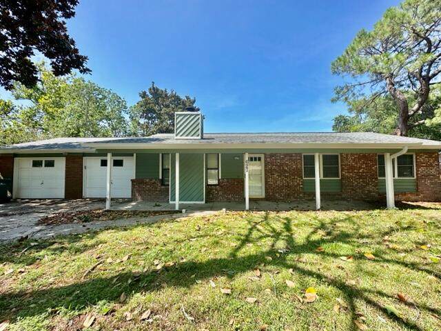 627 Sea View Drive - Photo 1