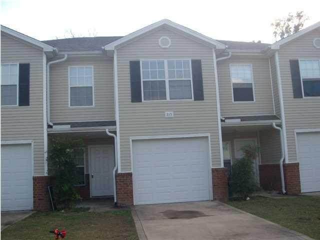215 Johnson Court - Photo 1