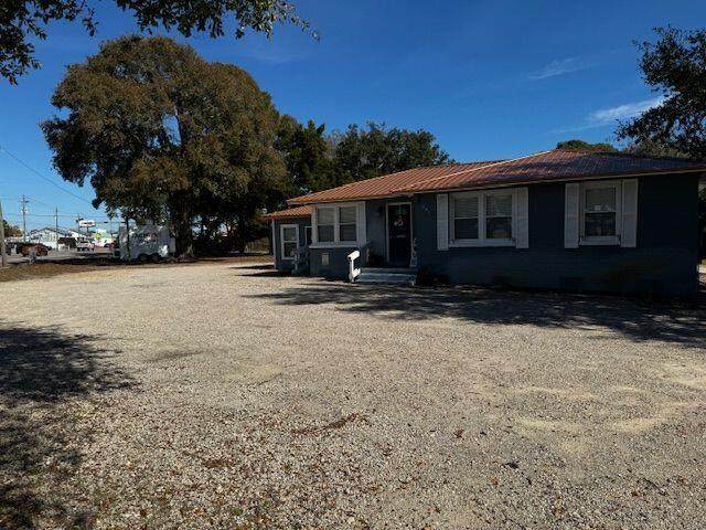 251 Eglin Parkway - Photo 1