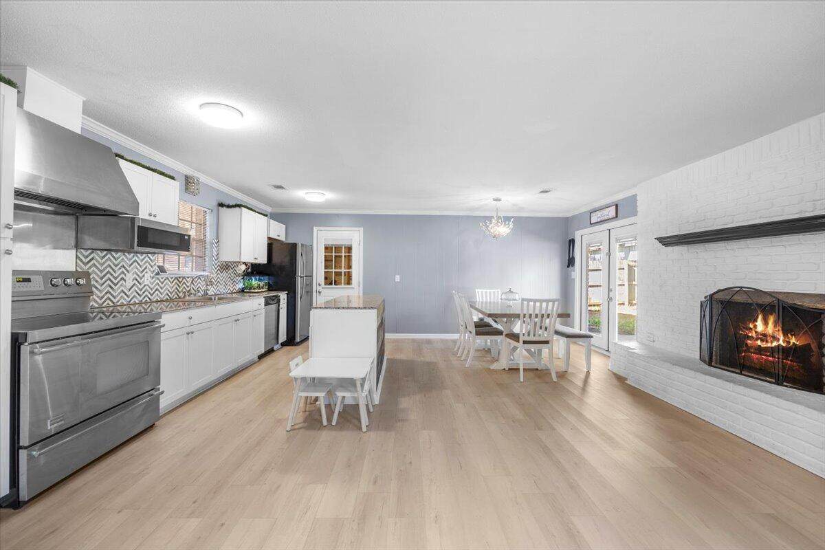 931 Pocahontas Drive - Photo 1