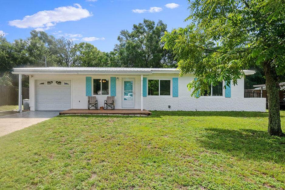 650 Bryn Mawr Boulevard - Photo 1