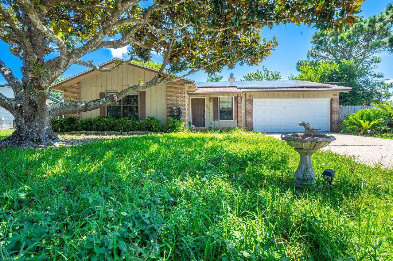 1000 Quail Hollow Drive - Photo 1