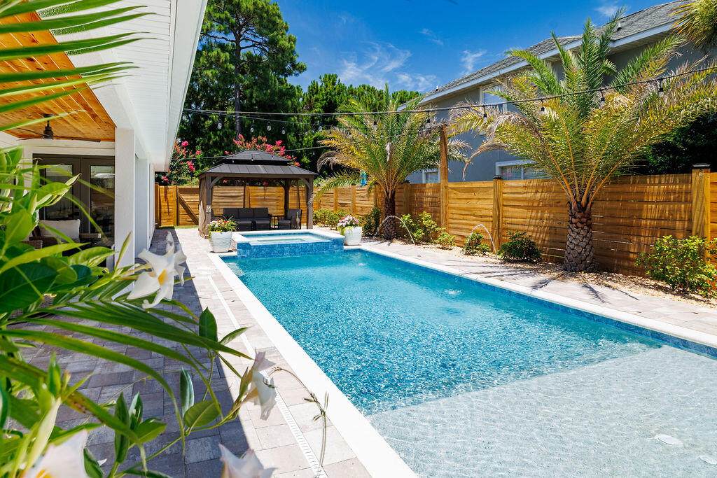 225 Wekiva Cove - Photo 1
