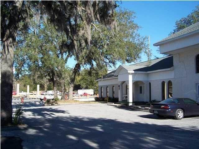 203 John Sims Parkway - Photo 1